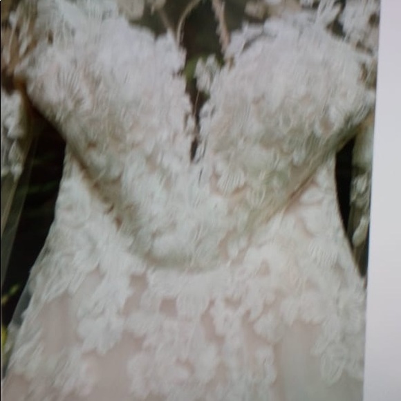 Wedding dress